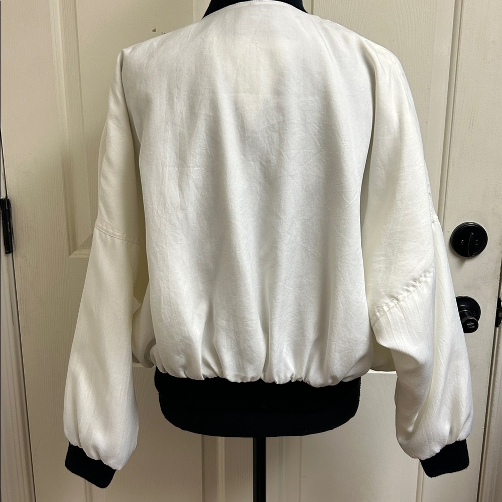Giacca by J Gallery Vintage Black and white cropped zip up jacket, Size Medium - Picture 8 of 10